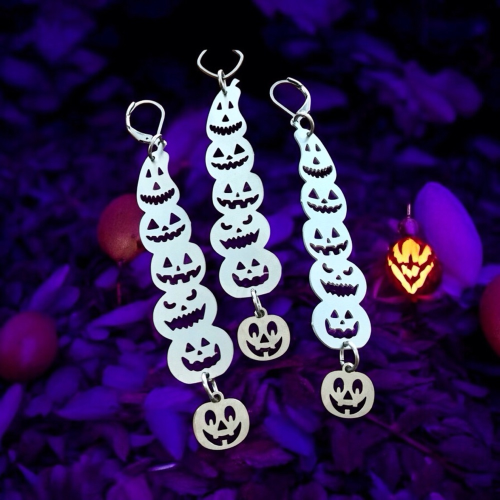 🆕 Pumpkins Laser Cut Necklace and Earrings Set Stainless Steel